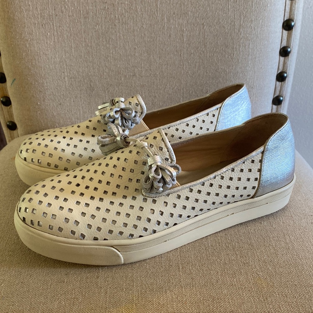 Culeka Handmade Leather Laser Cut Metallic Tassel Flats Sneakers White Silver 10